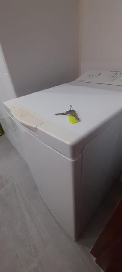 Sunny Studio Flat Apartment ลอส กริสเตียนอส ภายนอก รูปภาพ